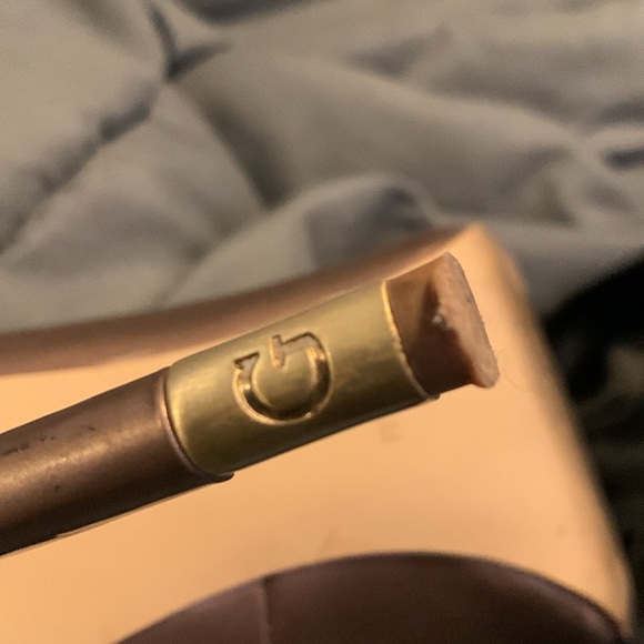 Guess gold pumps, beautiful size 7 1/2 - Picture 7 of 7